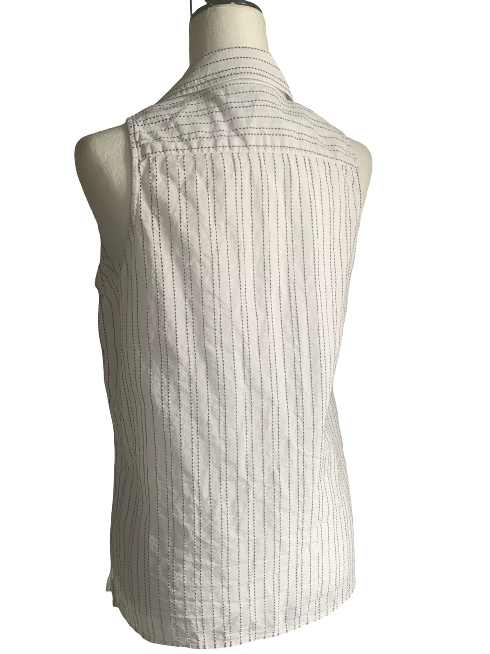 Jones New York Sport Linen Sleeveless Collared Shirt Coastal Golf Pinstripe M - Picture 9 of 11